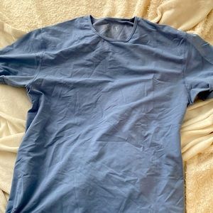 BYLT drop cut athletic shirt - L